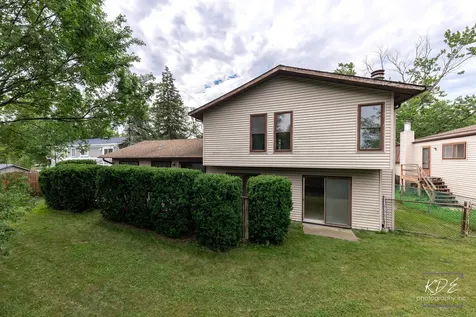 446 Galahad Road Bolingbrook IL 60440