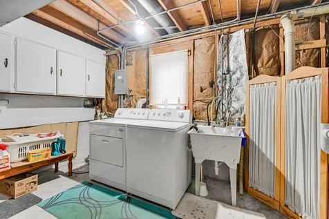 47 North Wabash Avenue Glenwood IL 60425