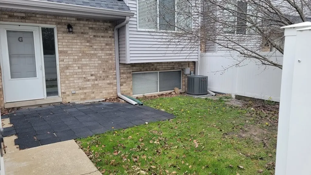 441 Park Ridge Lane Aurora IL 60504