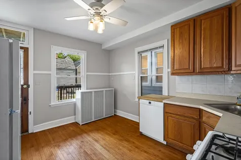 1932 West School Street Chicago IL 60657