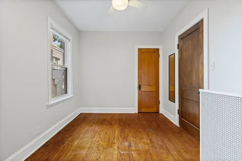 1932 West School Street Chicago IL 60657