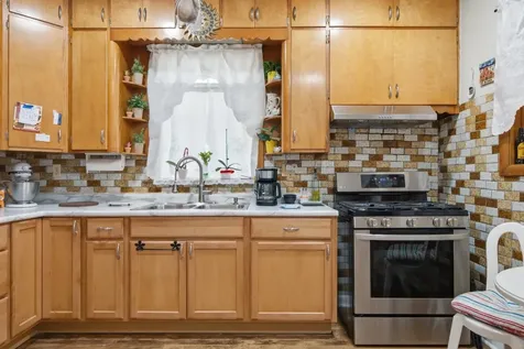 4746 North Karlov Avenue Chicago IL 60630