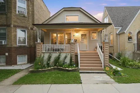4746 North Karlov Avenue Chicago IL 60630