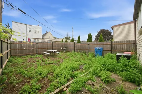 4746 North Karlov Avenue Chicago IL 60630