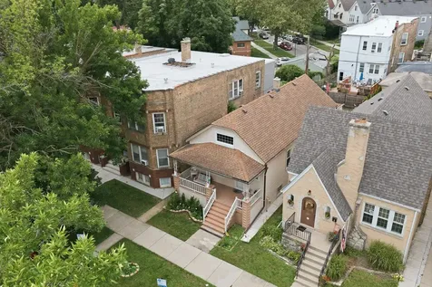 4746 North Karlov Avenue Chicago IL 60630