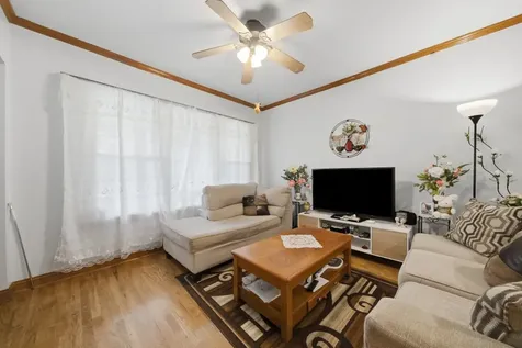 4746 North Karlov Avenue Chicago IL 60630