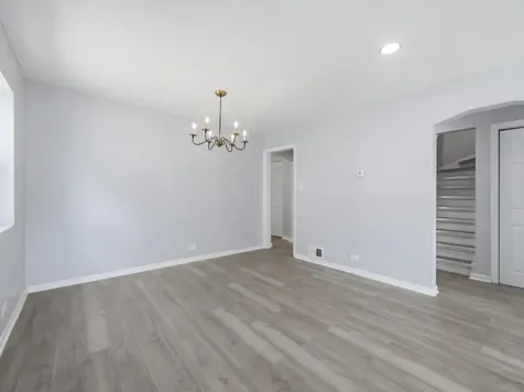 35 46TH Avenue Bellwood IL 60104