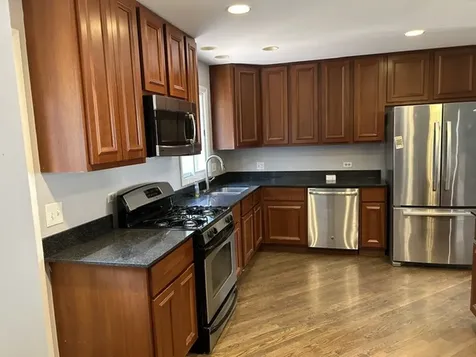 867 Auburn Court Highland Park IL 60035