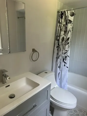 867 Auburn Court Highland Park IL 60035