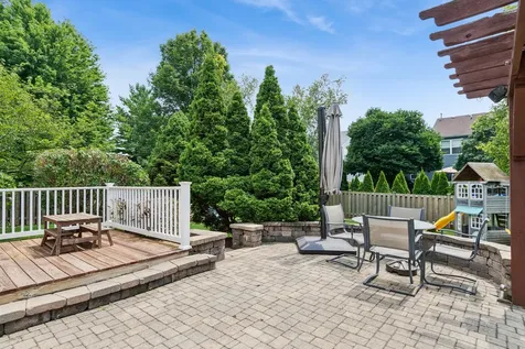 2759 Hillsboro Boulevard Aurora IL 60503