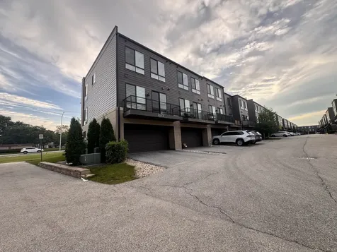 1212 Quadrant Lane Schaumburg IL 60173
