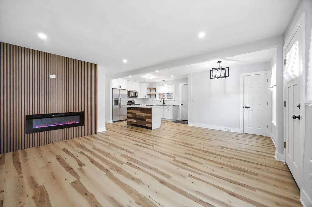 9427 South Emerald Avenue Chicago IL 60620