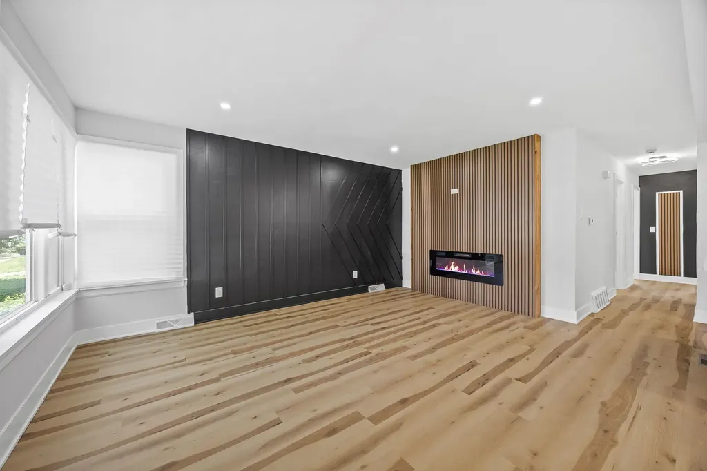 9427 South Emerald Avenue Chicago IL 60620