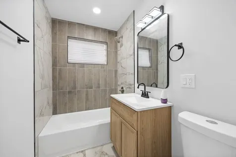 9427 South Emerald Avenue Chicago IL 60620