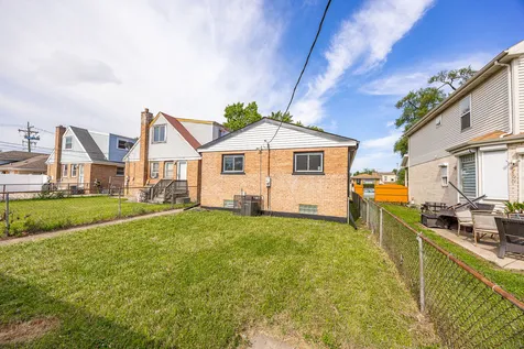9427 South Emerald Avenue Chicago IL 60620