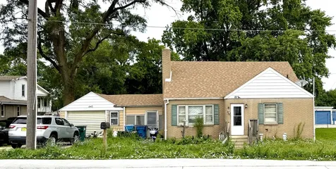 1823 Armour Road Bourbonnais IL 60914