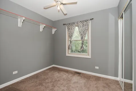 883 Hastings Lane Hanover Park IL 60133
