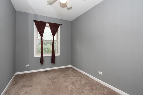 883 Hastings Lane Hanover Park IL 60133