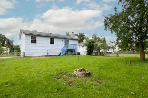 883 Hastings Lane Hanover Park IL 60133