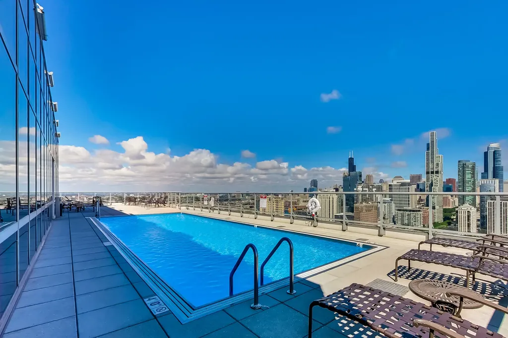 1629 South Prairie Avenue Chicago IL 60616