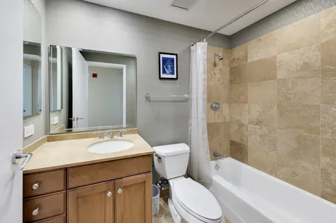 600 North Lake Shore Drive Chicago IL 60611