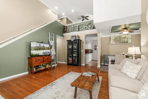 361 Capitol Drive Sugar Grove IL 60554
