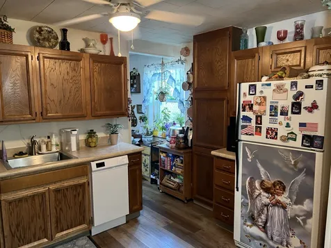 801 East Honeywell Avenue Hoopeston IL 60942