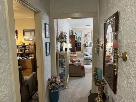 801 East Honeywell Avenue Hoopeston IL 60942