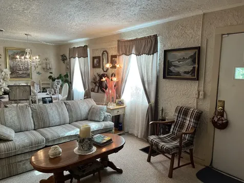 801 East Honeywell Avenue Hoopeston IL 60942