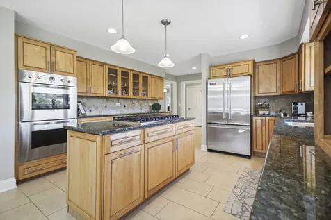 42 Founders Pointe North Bloomingdale IL 60108
