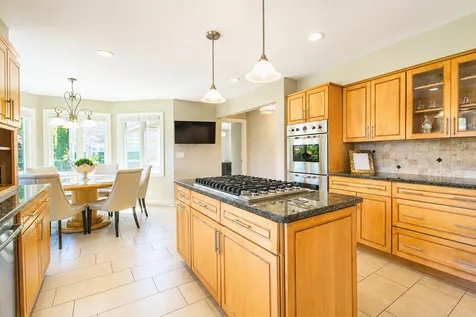 42 Founders Pointe North Bloomingdale IL 60108