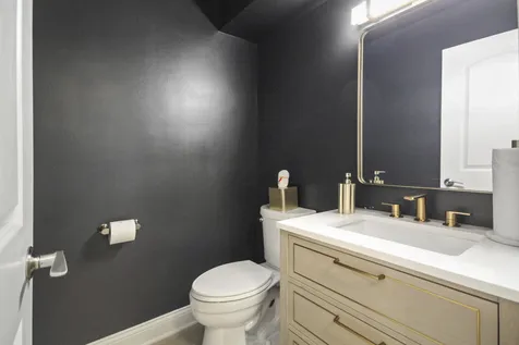 42 Founders Pointe North Bloomingdale IL 60108
