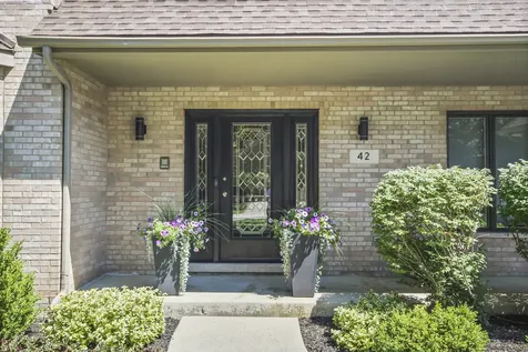 42 Founders Pointe North Bloomingdale IL 60108