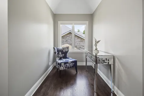 42 Founders Pointe North Bloomingdale IL 60108