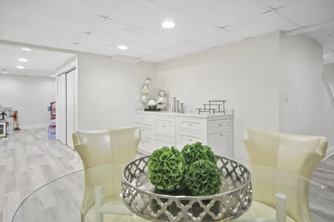 42 Founders Pointe North Bloomingdale IL 60108
