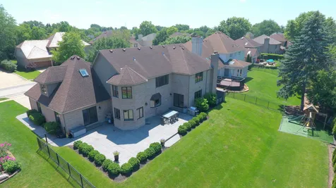 42 Founders Pointe North Bloomingdale IL 60108