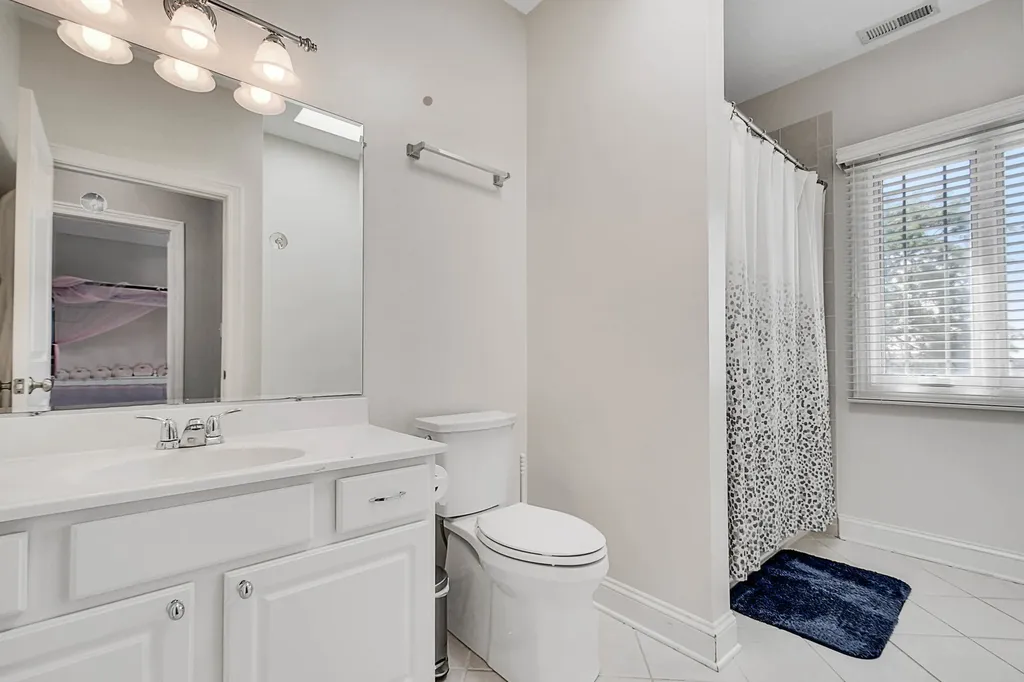 11241 South Central Park Avenue Chicago IL 60655