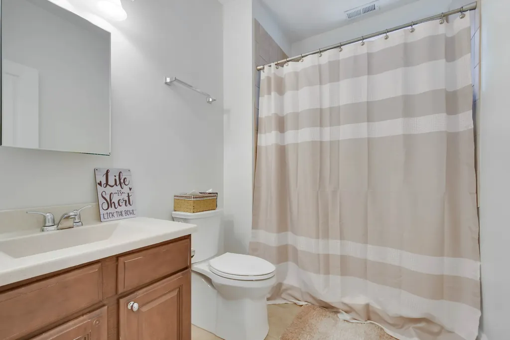 11241 South Central Park Avenue Chicago IL 60655