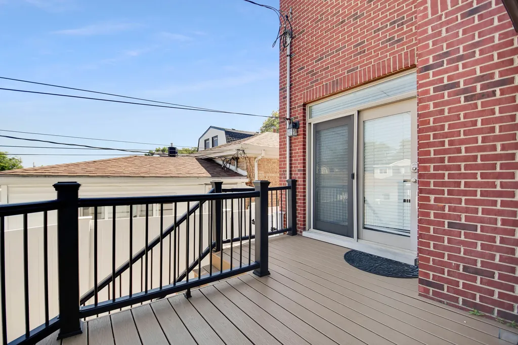 11241 South Central Park Avenue Chicago IL 60655