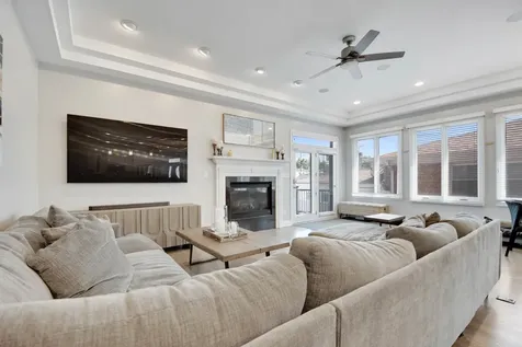 11241 South Central Park Avenue Chicago IL 60655