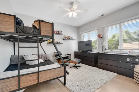 11241 South Central Park Avenue Chicago IL 60655