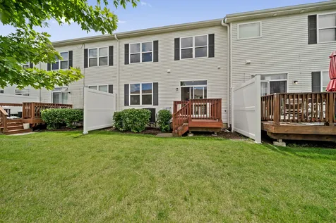 371 Mcgrath Drive Oswego IL 60543