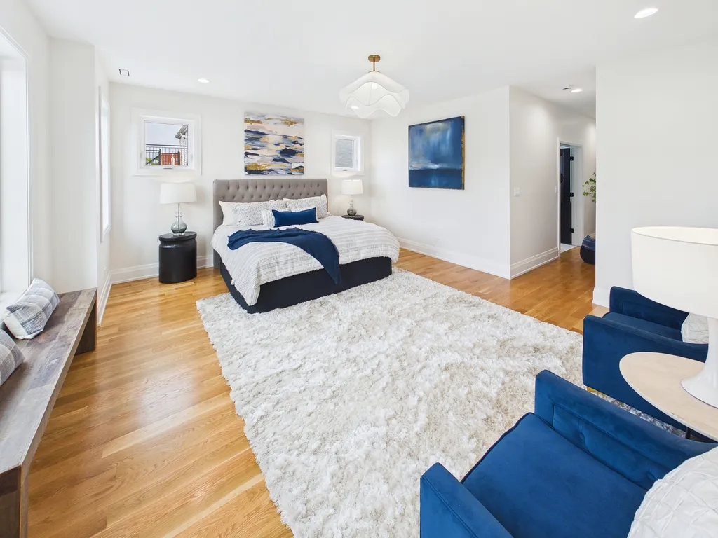 2638 West Superior Street Chicago IL 60612