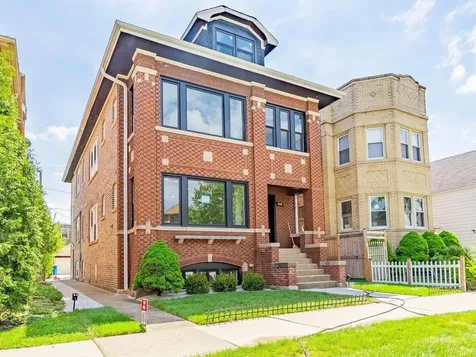 5131 West Roscoe Street Chicago IL 60641