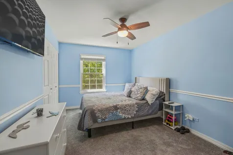 314 Anchor Drive Carpentersville IL 60110