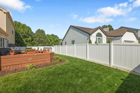 314 Anchor Drive Carpentersville IL 60110