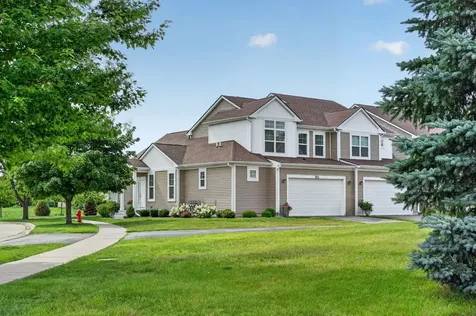 511 Amherst Drive Sycamore IL 60178