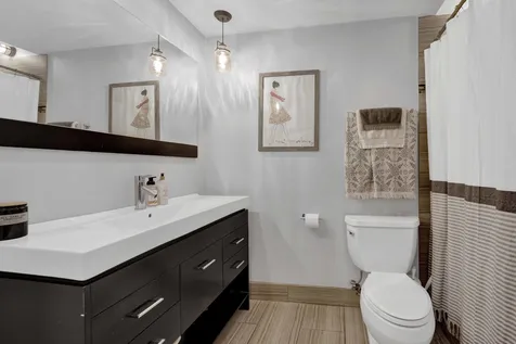 621 South Plymouth Court Chicago IL 60605