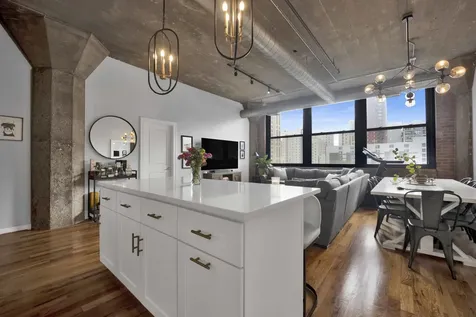 621 South Plymouth Court Chicago IL 60605