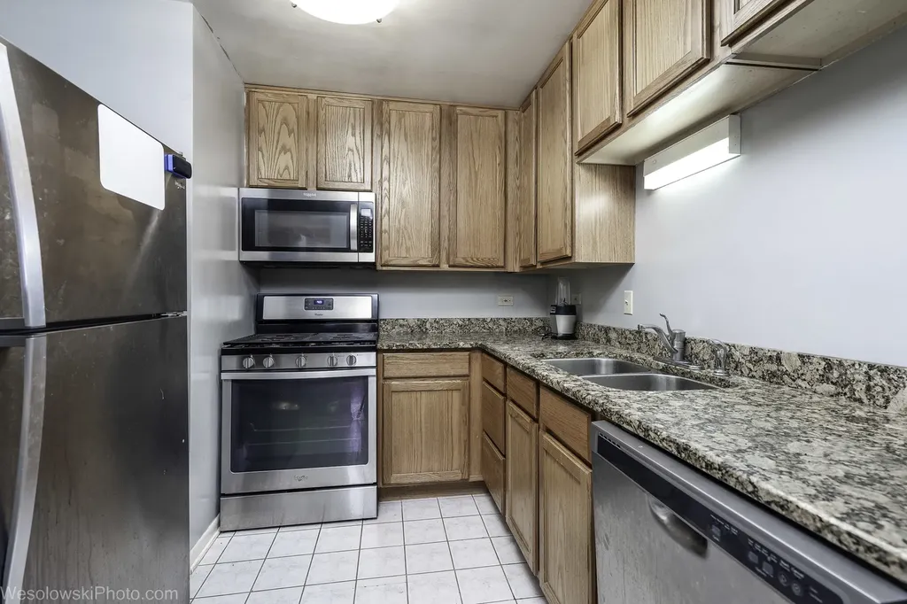 4939 South Dorchester Avenue Chicago IL 60615